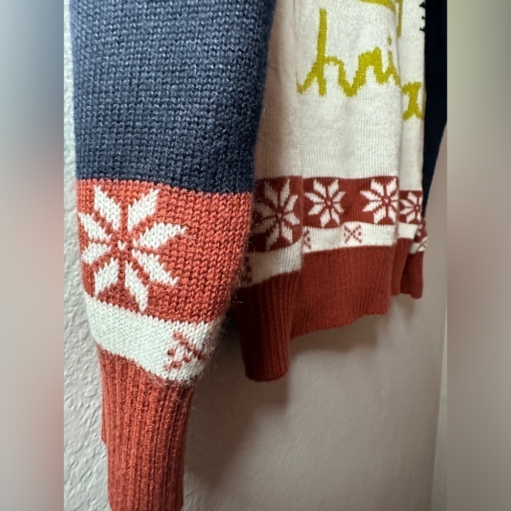 Tipsy Elves Merry Christmas Crew Neck Pullover Sweater Men’s Medium - Picture 4 of 11